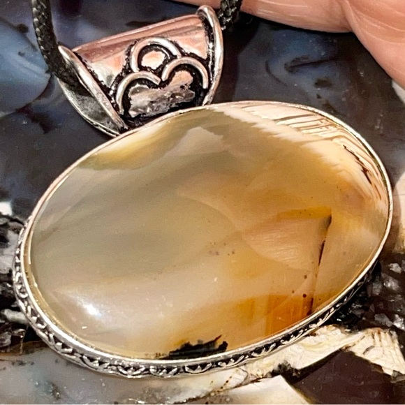 Montana Fire Agate Pendant 1 1/2”x 1 1/2” - Picture 11 of 17